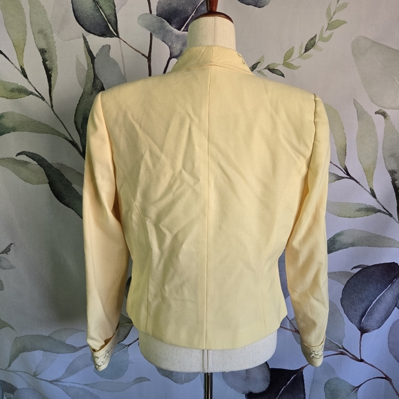 MORGAN MILLER | Vintage Pastel Yellow Floral Embroidered Blazer Tag 12 (6/8) - Picture 3 of 10